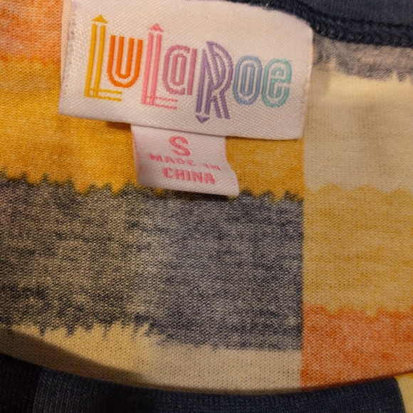 Shirts - Picture 2 of 5